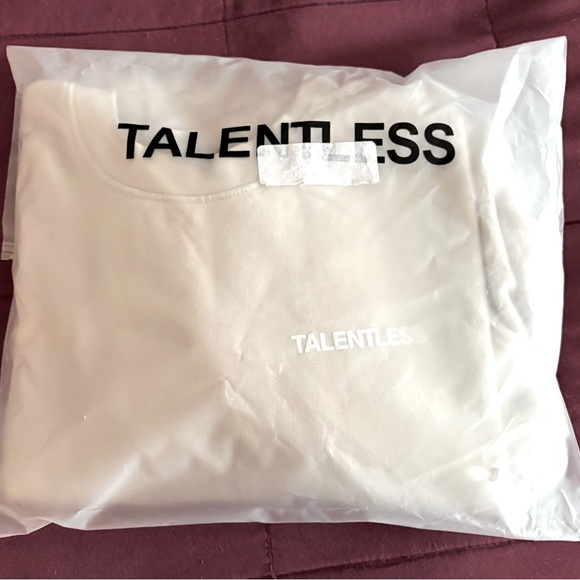 Talentless Cement Ivory Men’s Large Crewneck Sweatshirt Minimalist Lightweight - Picture 6 of 11